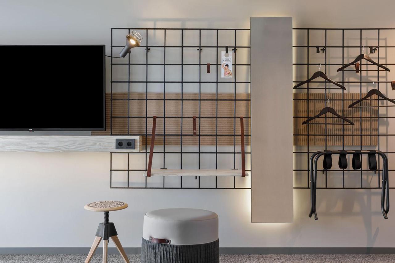 Moxy Center 3*